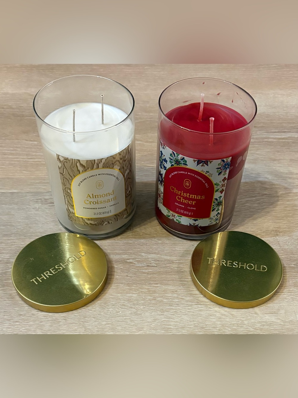 THRESHOLD CHRISTMAS CHEER & ALMOND CROISSANT LARGE 21.5 OZ. 2 WICK CANDLES NEW